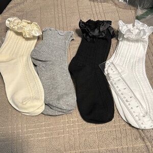 Set of Four Ruffled Ankle Socks - Cream, Gray, Black, White